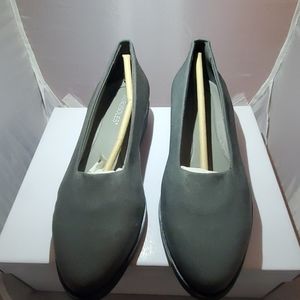 Aerosoles SIDE WAYS Women Slip-On Shoes